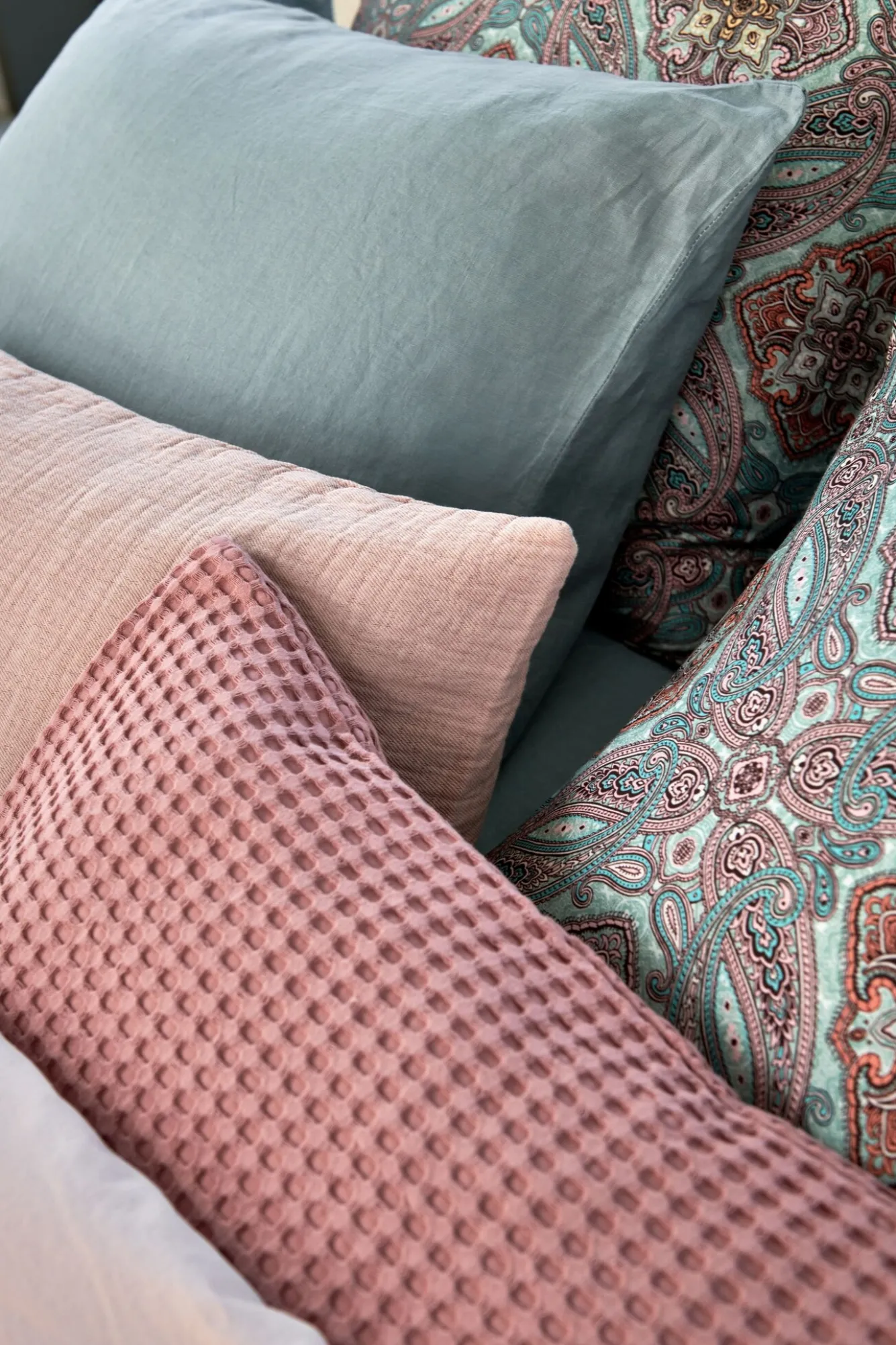 Vandyck PURE 68 cushion cover 40x55 cm color Blush