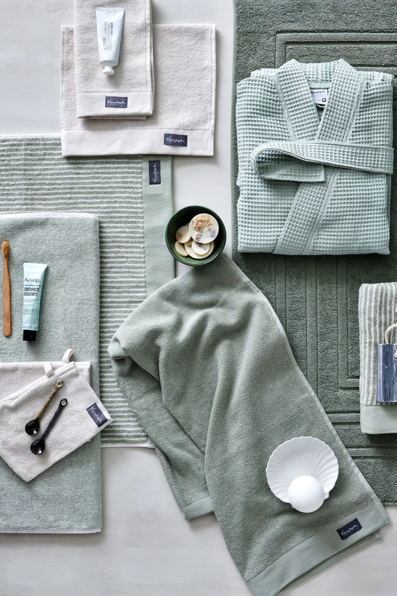 Vandyck Towel HOME Mouliné Smoke Green-814 (BAKC18201)